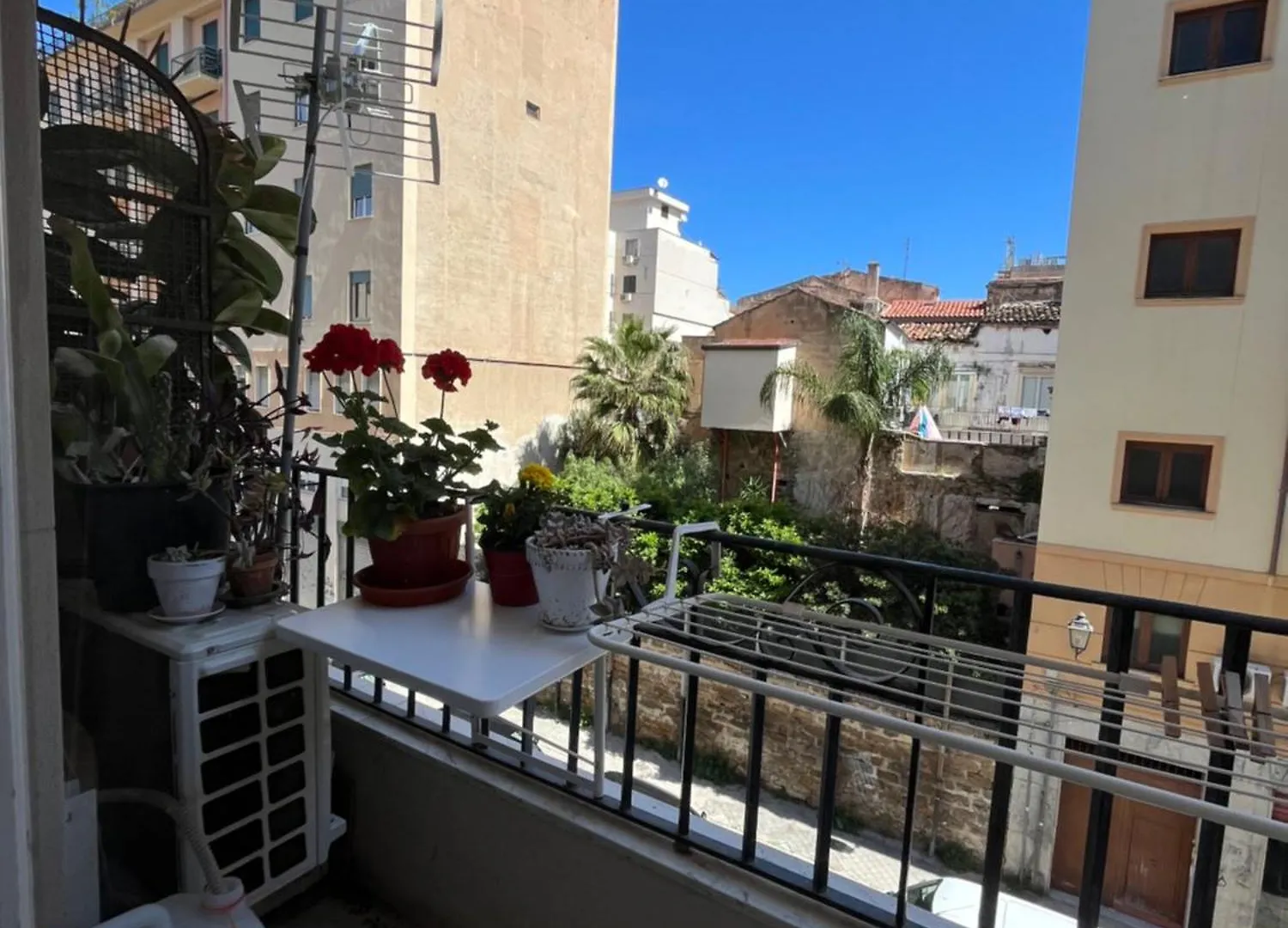 ** Pensión Hotel Donizetti 19 Palermo Italia